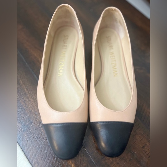 Stuart Weitzman Tan and Black Flats Pearl Heel Leather . Size 8B - Picture 4 of 10